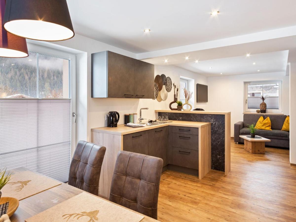 Cosy Appartement in Neukirchen am Gro venediger Wald im Pinzgau Buitenkant foto